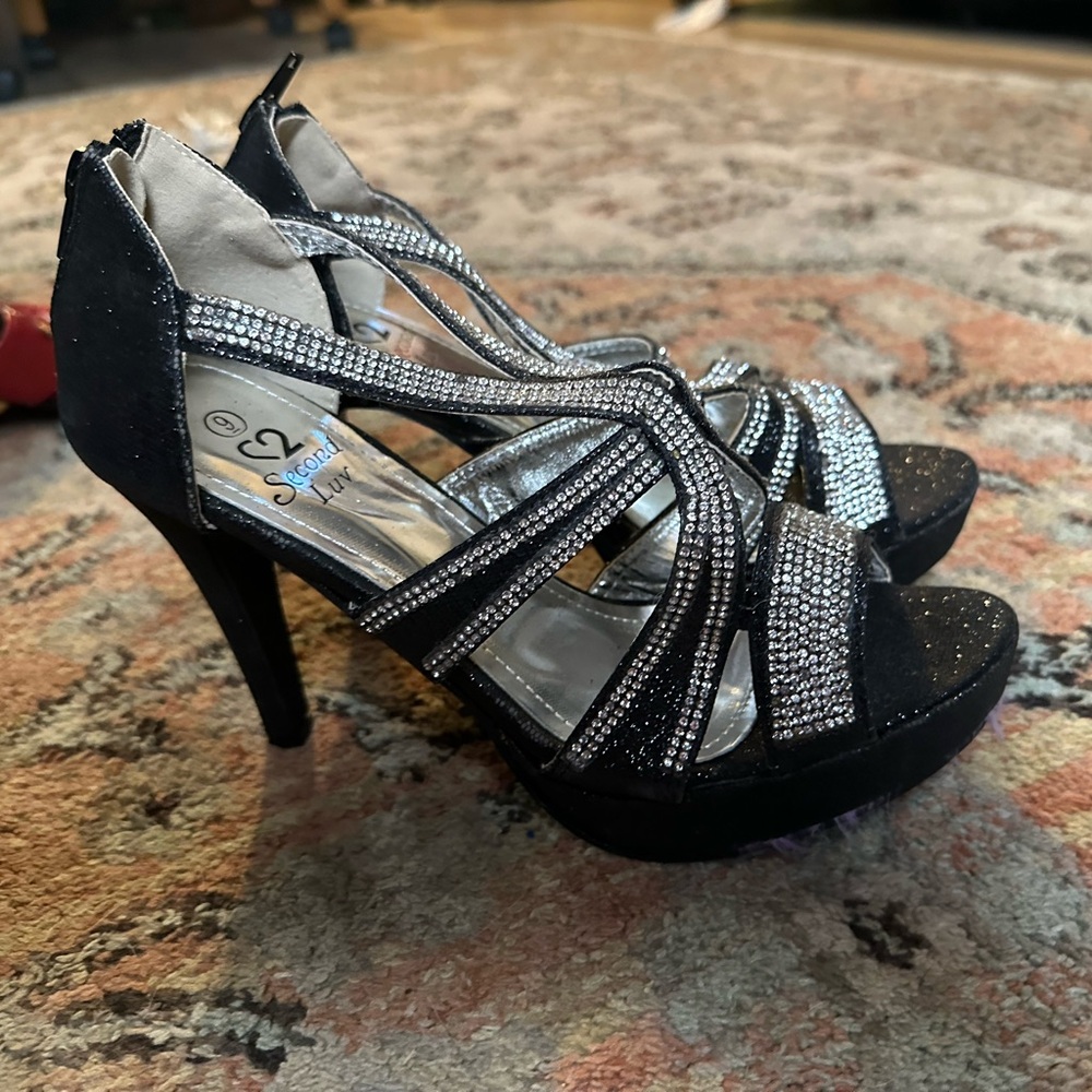 Elegant Black and Silver Strappy Heels